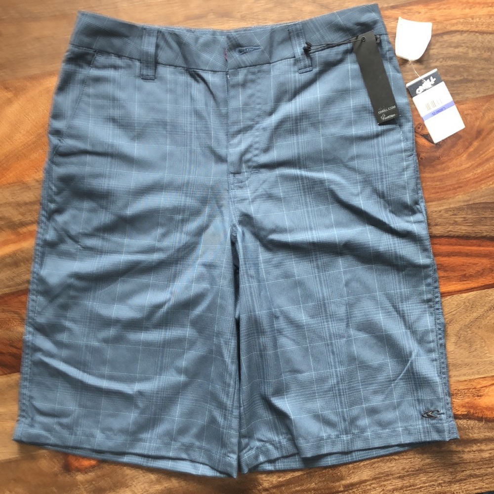 Shorts - Picture 2 of 5